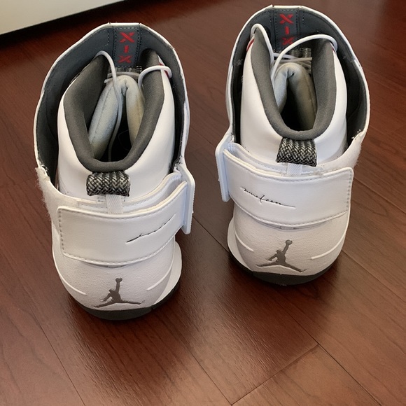 Air Jordan 19 Chrome